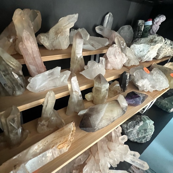 Assorted Crystal Collection - Picture 1 of 1